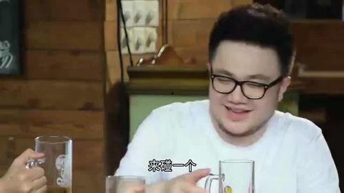 吃瓜路人直播,吃瓜路人带你领略直播界的酸甜苦辣