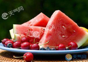 吃瓜可以吃樱桃吗图片,吃瓜也能尝鲜樱桃？揭秘时令美味新吃法