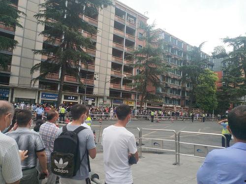 爆笑吃瓜前线,揭秘娱乐圈那些不为人知的幕后故事