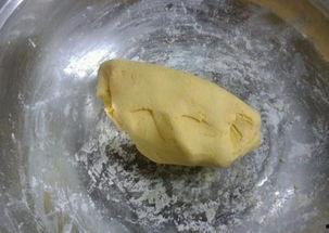 上班吃饼吃瓜的说说