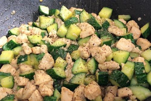 吃瓜鸡盒子,一场美食与娱乐的跨界盛宴