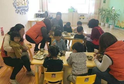 曹县幼师吃瓜事件,校园风波背后的食品安全疑云