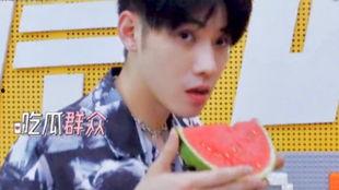 吃瓜帅哥的图片,揭秘吃瓜帅哥的神秘魅力